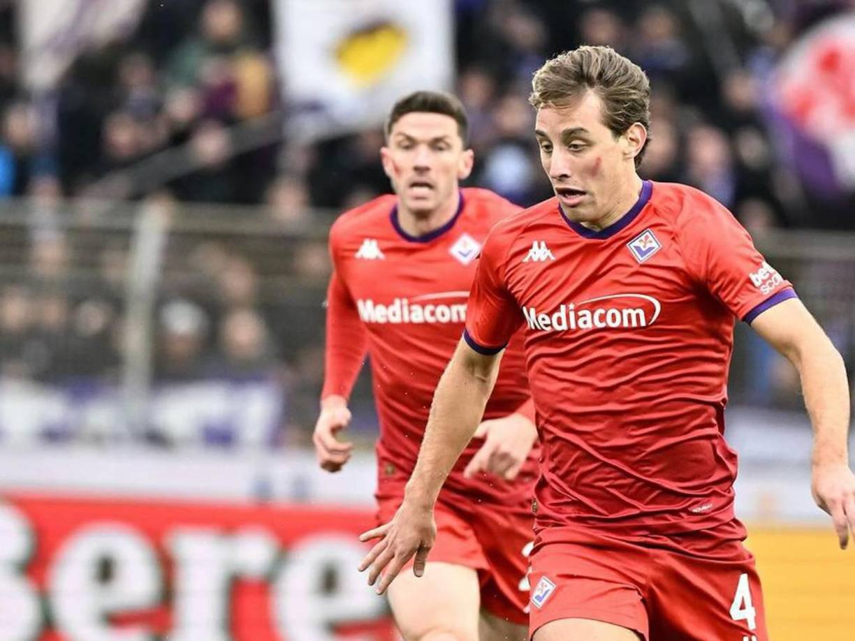 Edoardo Bove es de nacionalidad italiana y cuenta con apenas 22 años de edad. 