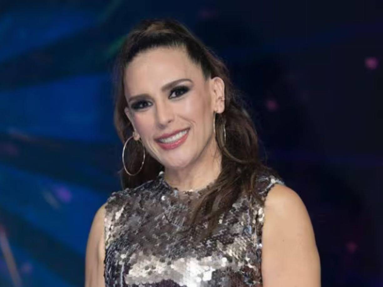 Recordemos que Angélica Vale en los últimos meses ha dado de qué hablar debido a su cambio de aspecto físico, pero esta vez hizo enfurecer a la actriz, pues aseguró que esa noticia llegó muy lejos.