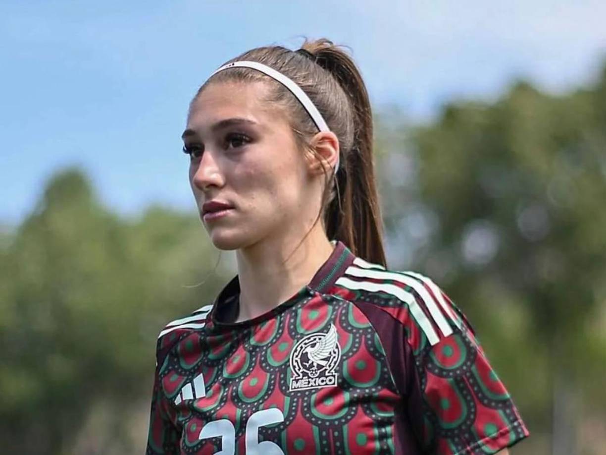 Tatiana Flores acumula más de 1 millón de seguidores en Instagram y también se desempeña como influencer deportiva.