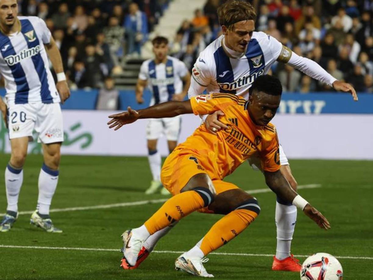 En el inicio del juego Mbappé tuvo un altercado con la zaga del Leganés.- 