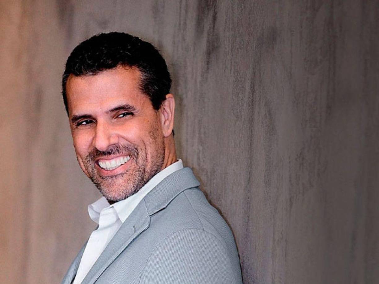 Las personas que se reconocen sapiosexuales pueden encontrar la inteligencia como un aspecto sexualmente excitante, incluso por encima de las palabras de cariño, los regalos o las atenciones.