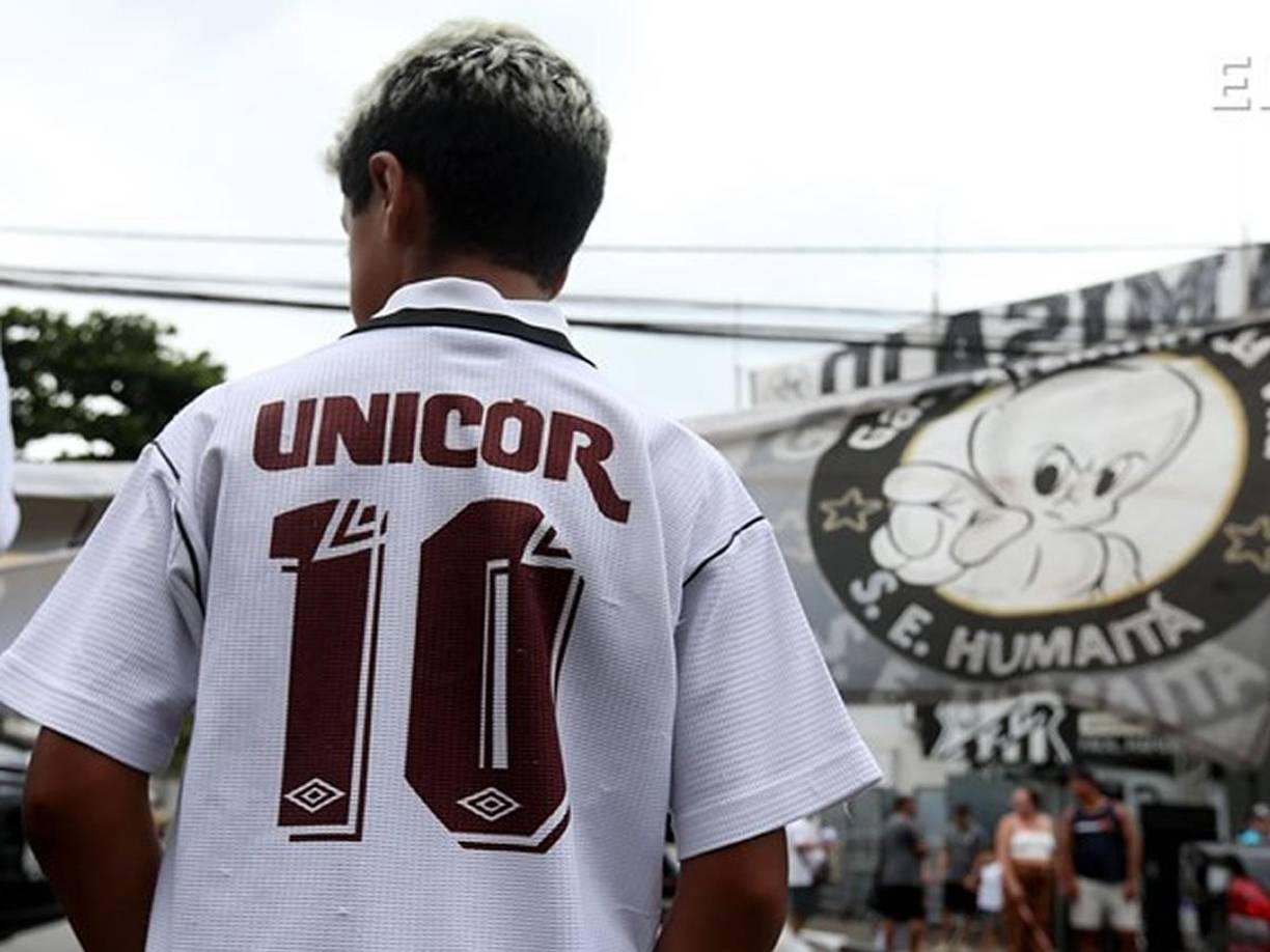 Los hinchas brasileños del Santos están ilusionados con la vuelta de Neymar a su equipo.