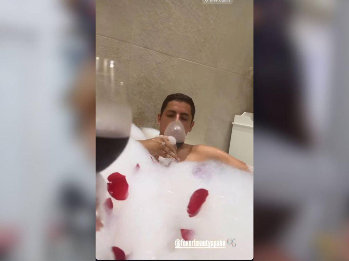 De esta forma, Alejandra Rubio demuestra que ambos la están pasando mega bien previo a la noche de su matrimonio. 