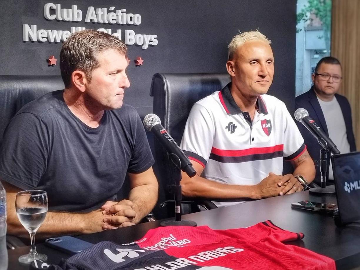 Keylor Navas reveló que previo a su incorporación tuvo una charla con Lionel Messi, surgido de las divisiones inferiores de Newell’s y con quien el portero compartió plantel en el PSG.