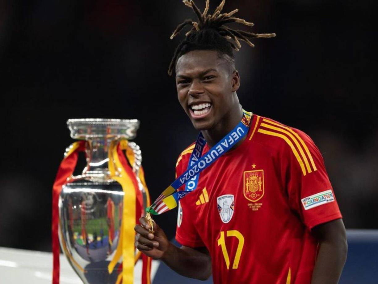 Según Fabrizio Romano, Nico Williams seguirá una temporada más en el Athletic Club.