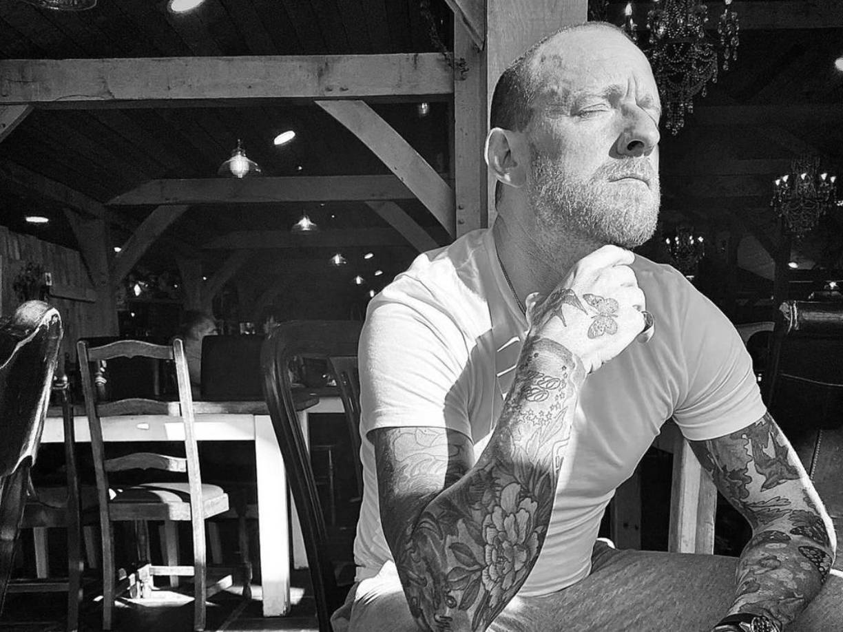 Bradley Wiggins tendrá que vendar sus medallas para intentar ver la luz. 