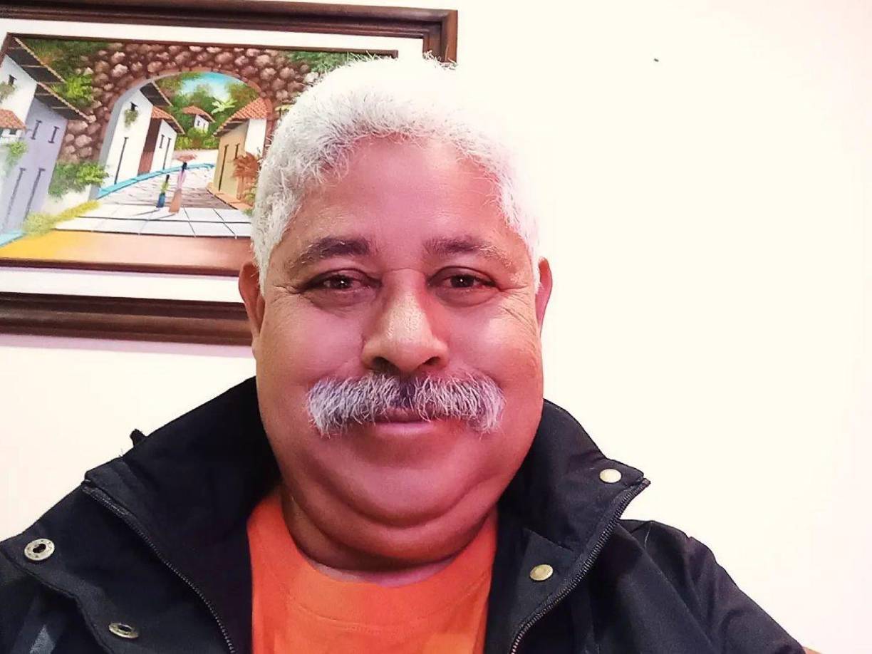 ”En cuatro juegos de primera división estuve como suplente con el Vida”, agregó Marvin Ponce. 