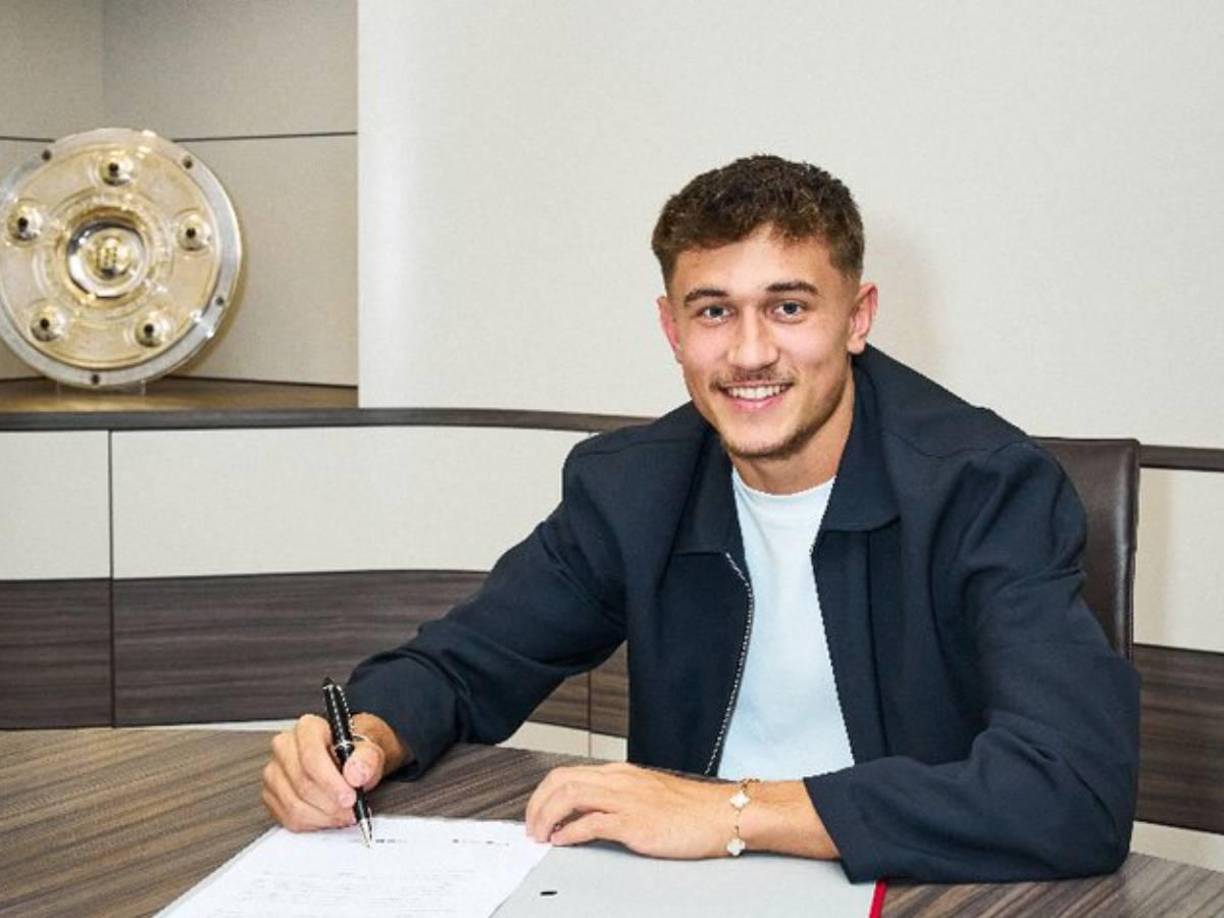 El Bayern Múnich ha fichado al mediocentro alemán Tom Bischof . Llegará libre el 1 de julio y firma hasta junio de 2029.