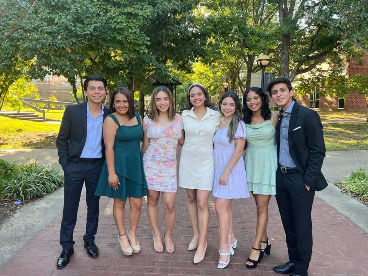 Tras un proceso de selección que duró un año, la joven recibió un correo donde le notificaron que había ganado la beca para Harding University de Arkansas.