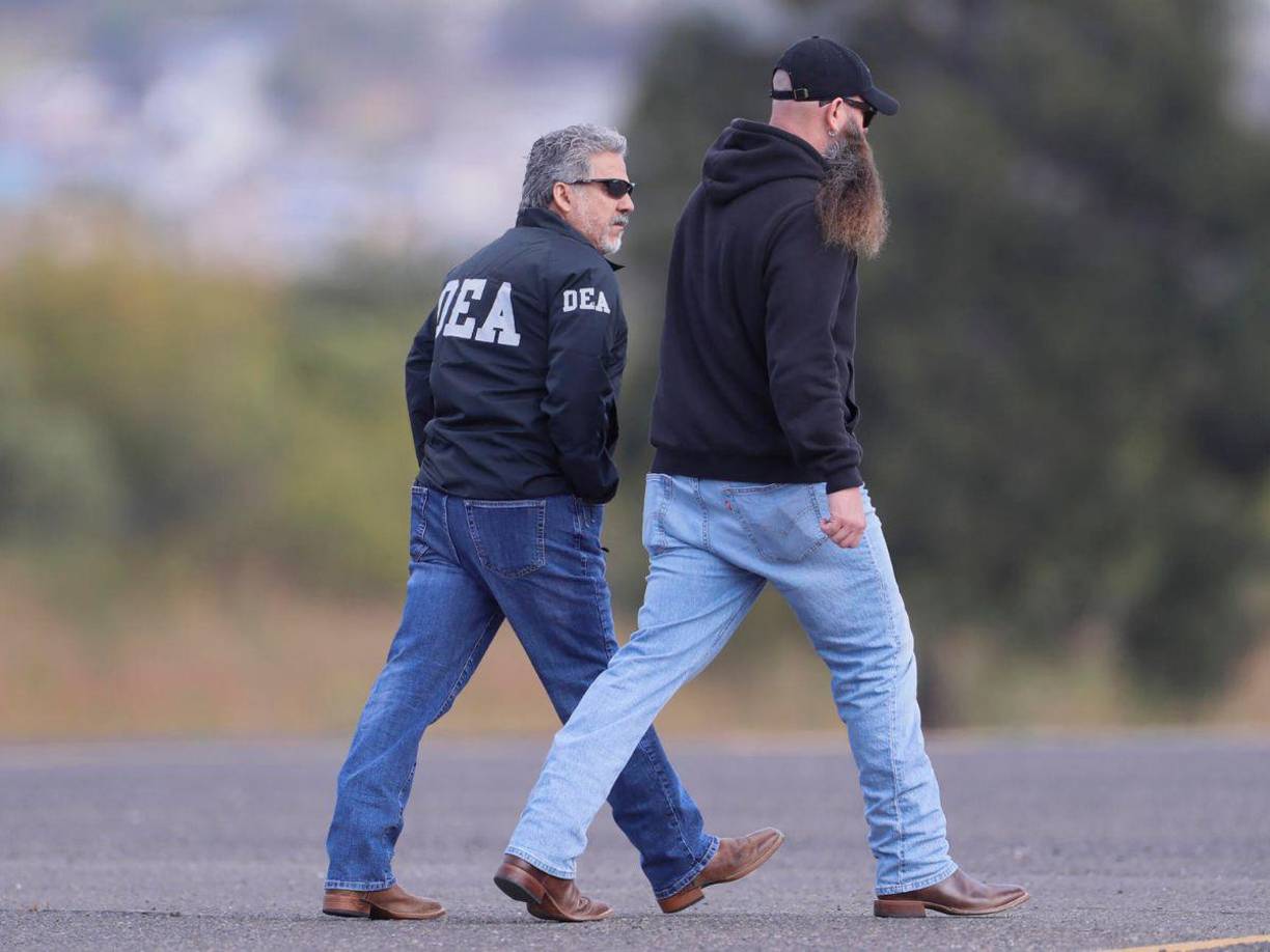 El hondureño enfrentará juicio en Estados Unidos por “conspiración para fabricar y distribuir cinco kilogramos de cocaína con la intención y conocimiento para creer que sería importada ilegalmente” a ese país.