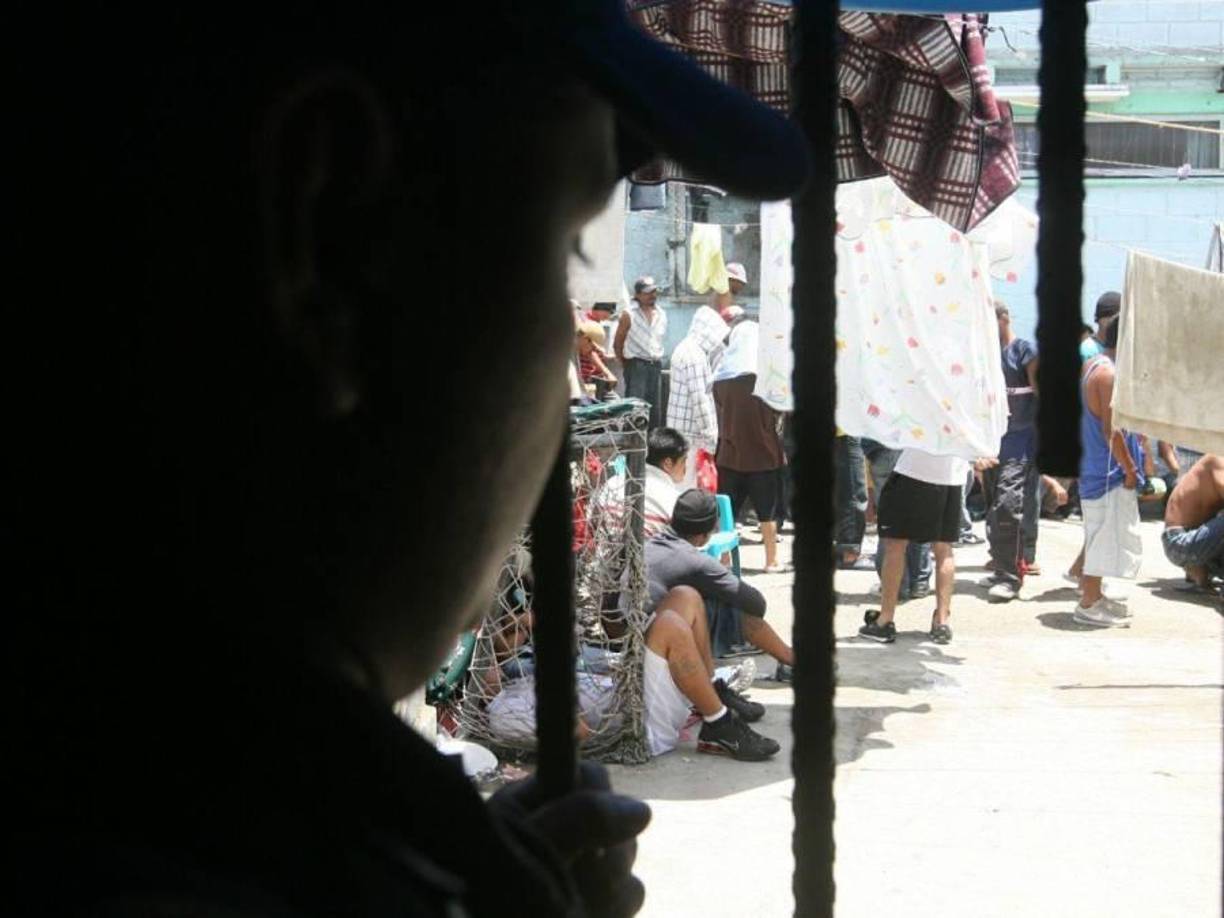 Como prácticamente todas las cárceles de Honduras, el Centro Penitenciario Nacional de Támara tiene una sobrepoblación de privados de libertad.