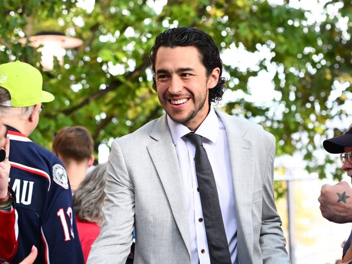 Conmoción mundial con la muerte de Johnny Gaudreau y su hermano en la víspera de la boda de su hermana.