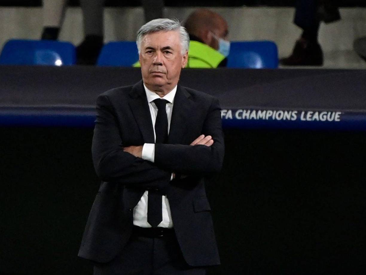 “No entrenaré a ningún otro equipo que no sea el Real Madrid. Me retiraré aquí, pero primero quiero ganar otra Champions League”, fue el inesperado anuncio de Carlo Ancelotti que ha confirmado que después del Real Madrid, dice adiós.