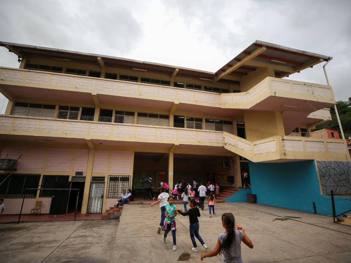 Son aproximadamente 400 alumnos los que están en riesgo en esta institución existente desde hace más de 60 años.