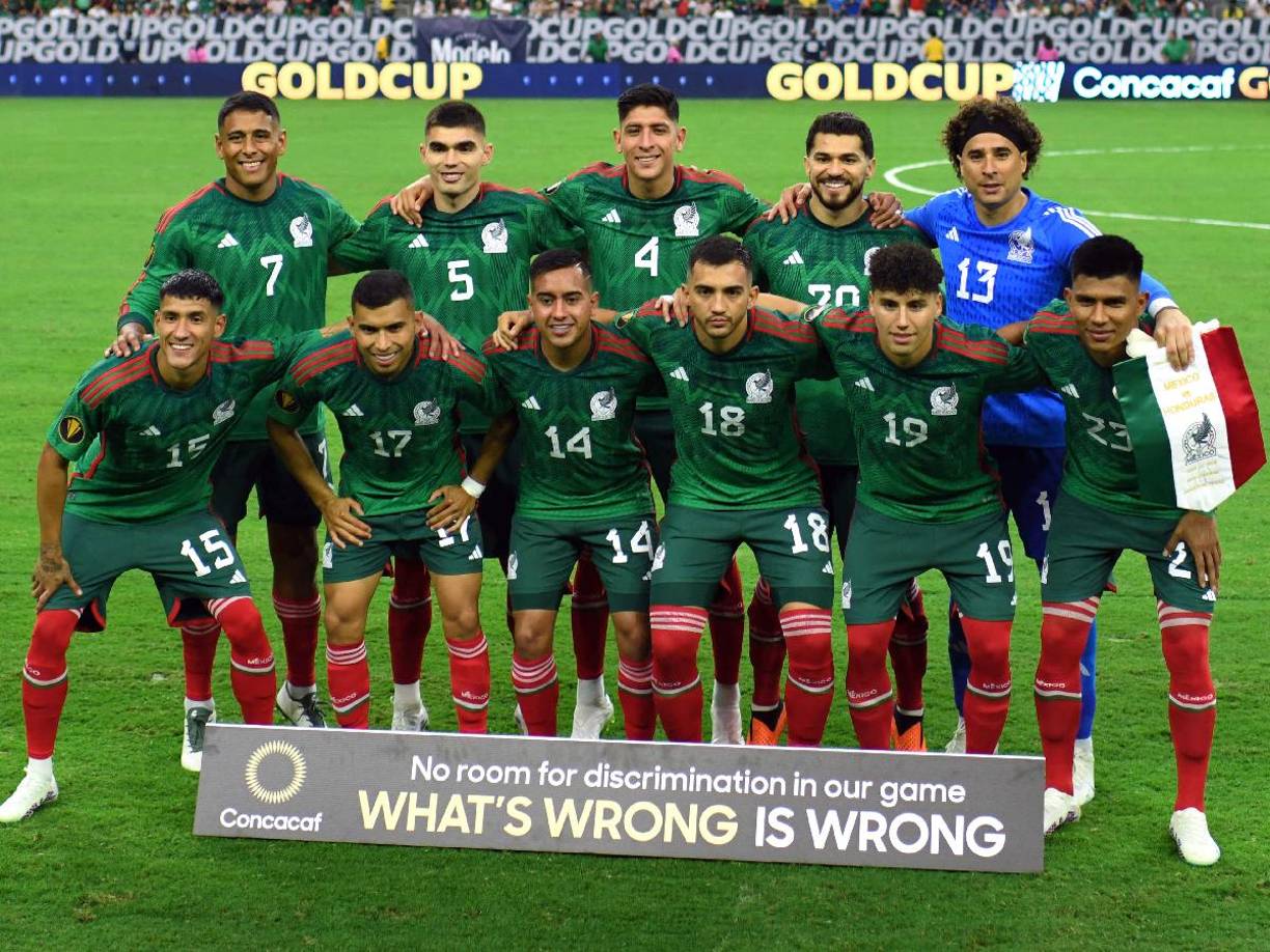 México también sube una posición y se posiciona en el puesto 14. El conjunto azteca rebasó a Alemania.