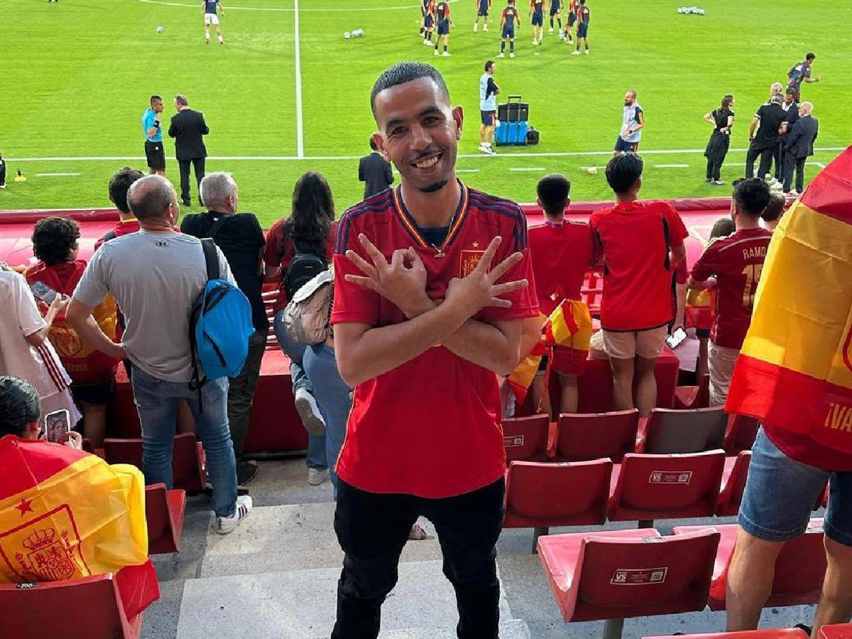 Por otra parte, Mounir Nasraoui, padre del jugador rompió el silencio y explicó cómo se encuentras tras el altercado.