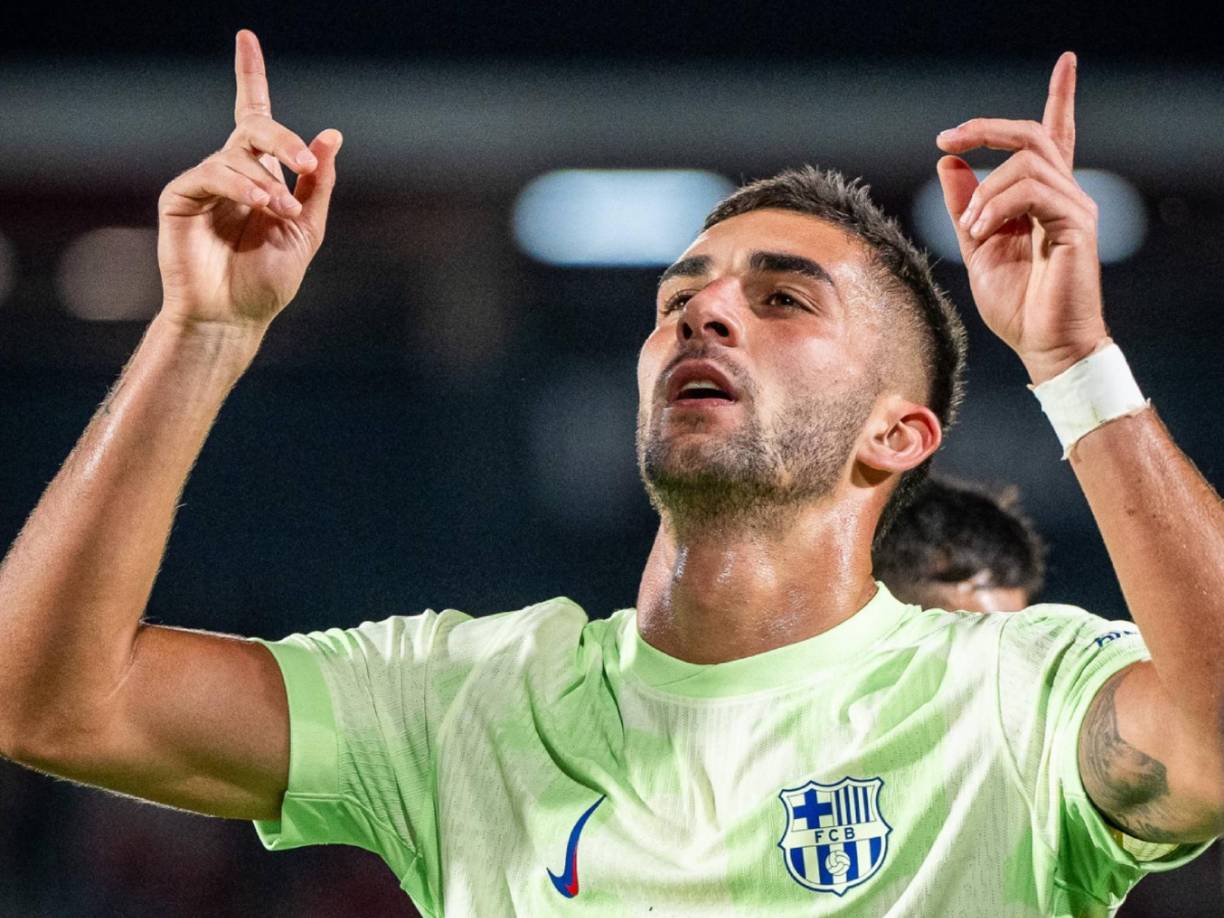Ferran Torres: El delantero es otro de los que podría ser vendido por el Barcelona. 