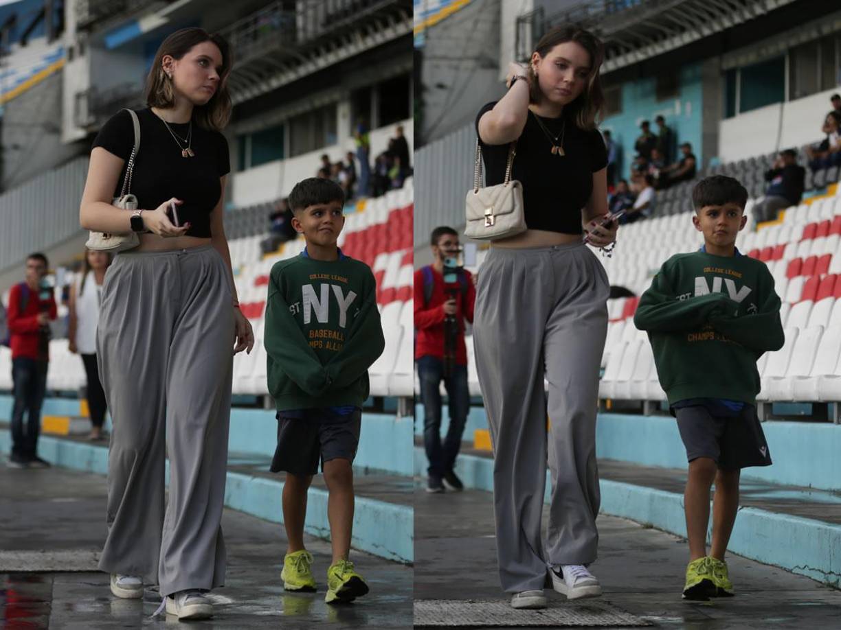 La hermosa modelo Cecilia García, novia del delantero argentino Agustín Auzmendi, llegó al estadio y cautivó con su belleza.