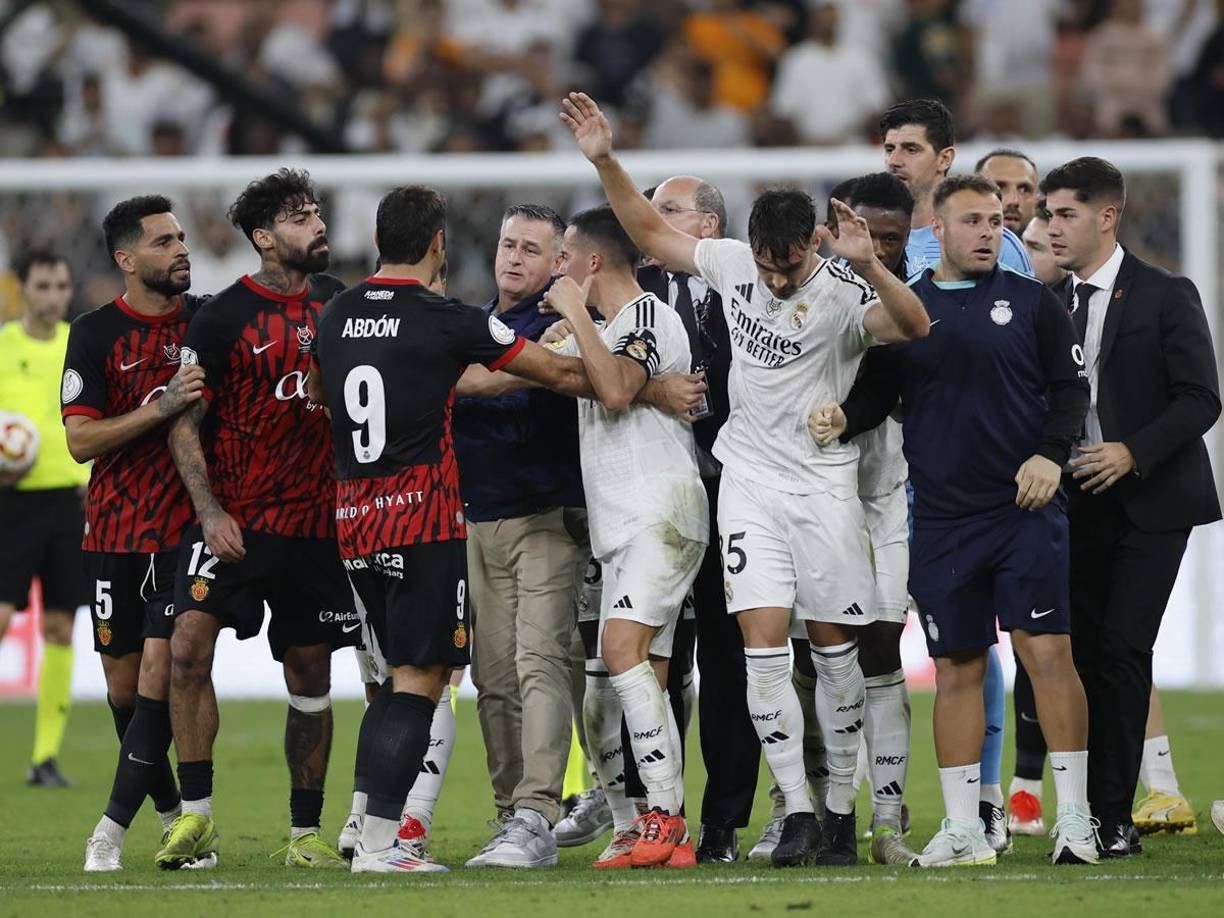 El final del partido se vio manchado por una trifulca que tuvo como protagonistas a Pablo Maffeo y al canterano madridista Raúl Asencio, que entró en el segundo tiempo por lesión de Tchouaméni.