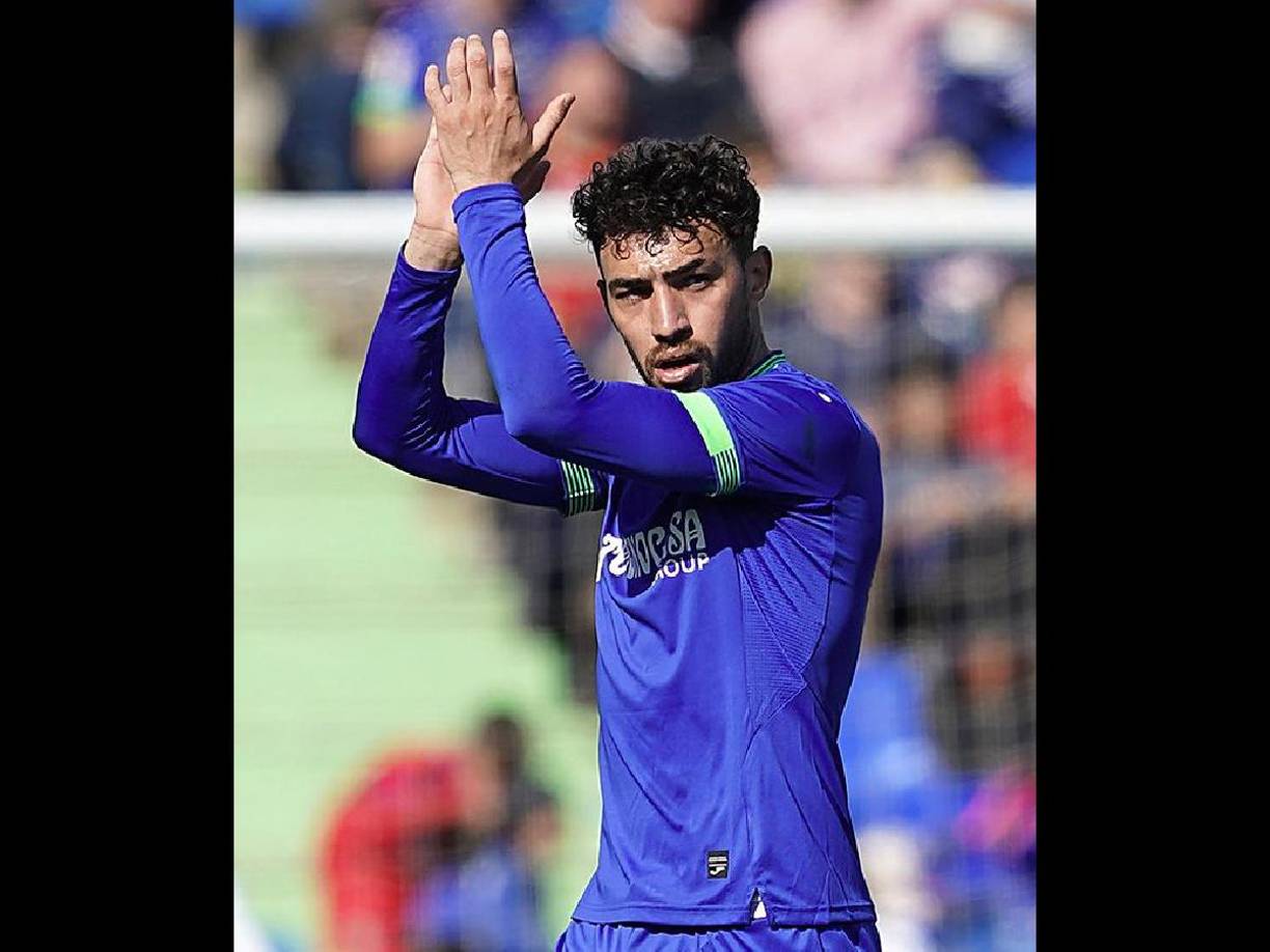 Y continúa: “Nosotros al ver las fotos dijimos, qué bien está con su novia, cuántas fotos suben juntos”, comenzaba explicando Laura Roger, reportera del programa. “El entorno nos ha llamado, ¿no?”, responde Nuria Marín