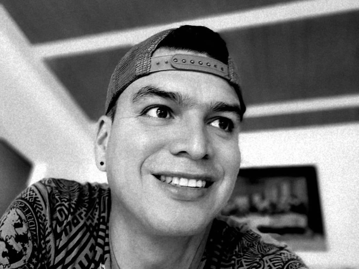 La trágica muerte de Fajardo Díaz, quien estaba cerca del exalcalde al momento del ataque, ha generado una profunda tristeza entre sus colegas y seguidores. 