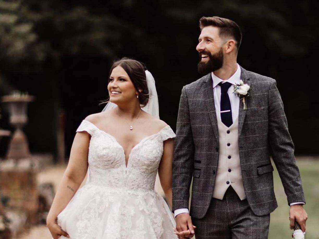 La pareja se había casado apenas el 1 de junio en una reunión íntima con familiares y amigos, sin imaginar que tres meses más tarde la muerte los iba a separar.