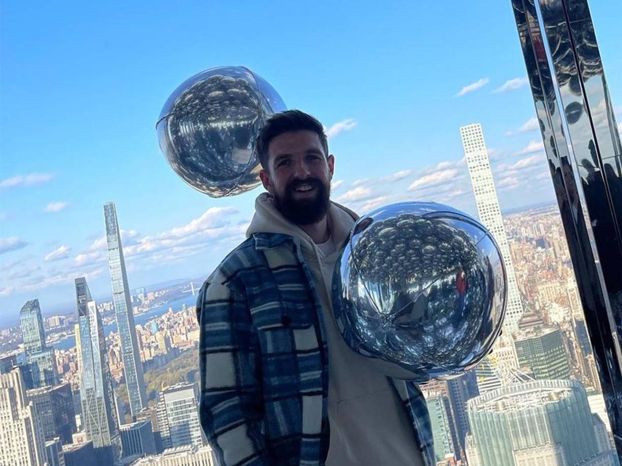 El portero se pronunció a través de las redes sociales con una carta desgarradora que acompañó con una foto de aquel día tan especial para la pareja.