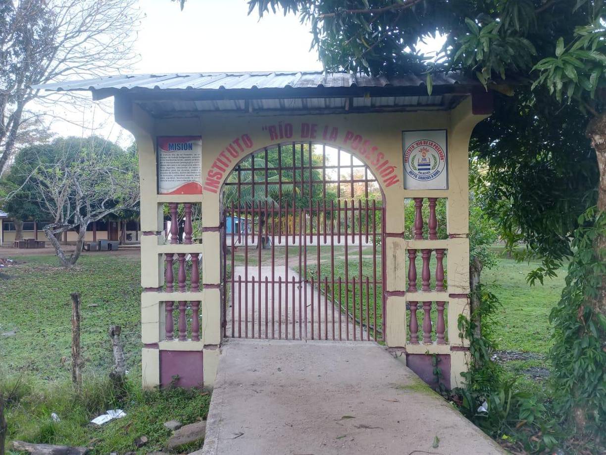 El Río de la Posesión recuerda aquel evento del 17 de agosto de 1502, cuando Cristóbal Colón ordenó tomar posesión de las tierras continentales para la Corona Española.