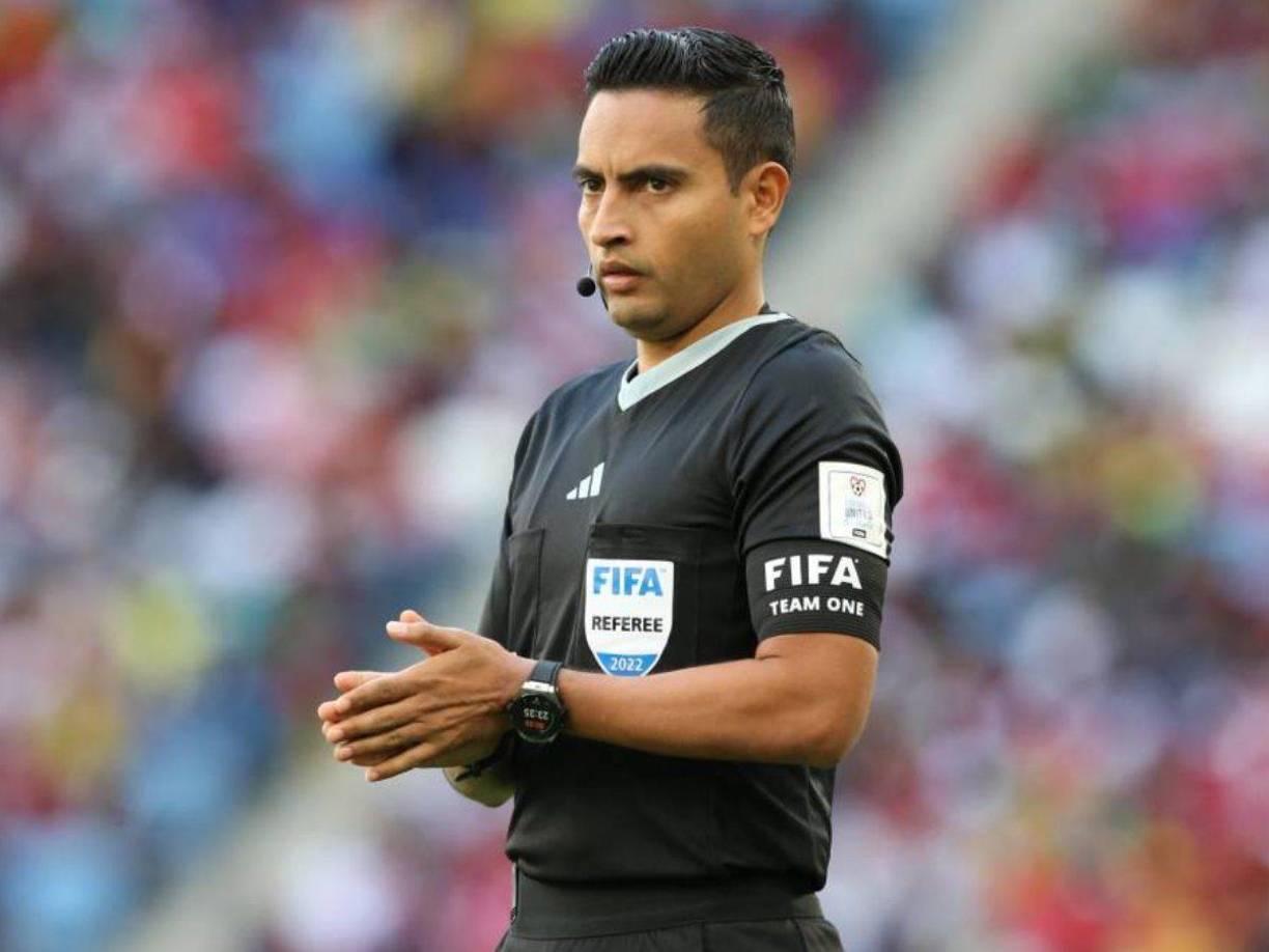 “Le anulamos dos goles con todo y VAR, hay una jugada que le causó mucha indiferencia, se enojó mucho. Cristiano sintió que le hicieron una falta en el ataque y luego terminó en gol del equipo contrario, fue el 1-0”, explicó Said.