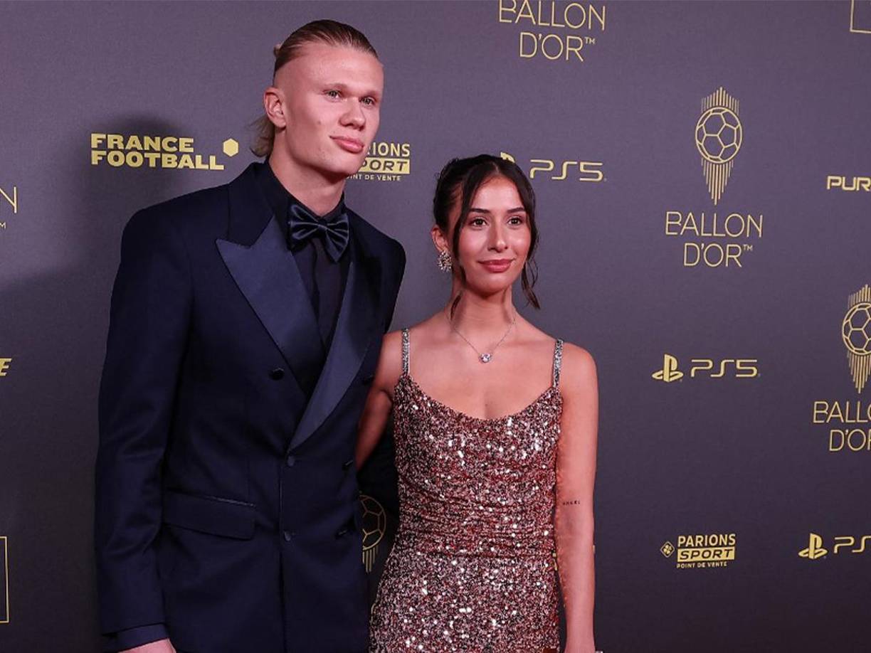 Isabel Haugseng Johansen es la novia de Haaland y ella también es futbolista. La chica cuenta con apenas 18 años de edad.