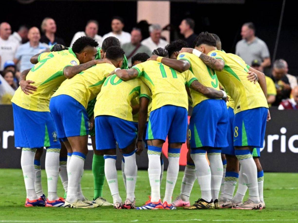 2. Eliminación en penales: Brasil quedó fuera del Mundial de Qatar desde los 11 pasos tras los fallos de Rodrygo y Marquinhos. Eran favoritas al título, pero no pudieron romper 20 años de sequía.