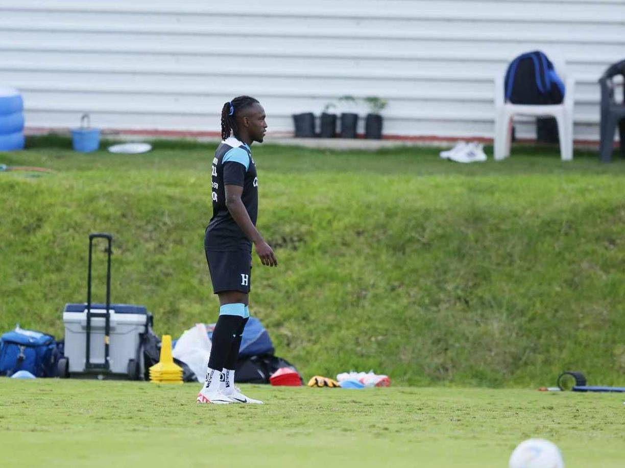 Alberth Elis se reporta listo para la serie Honduras vs México.