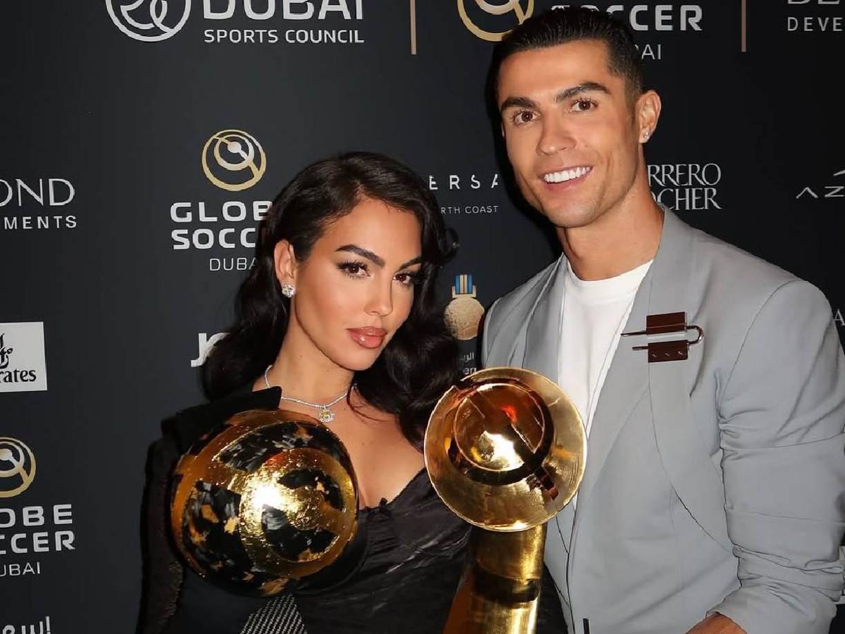 Y es que, Cristiano Ronaldo ha tenido un desliz que alimentó rumores de una boda en secreto con Georgina Rodríguez.