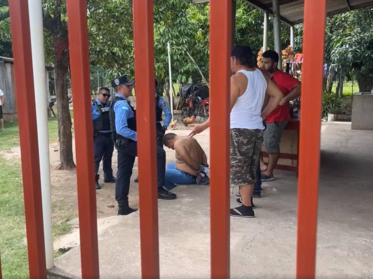 El hombre detenido estaba en una casa enfrente de donde vivía don Fernando.