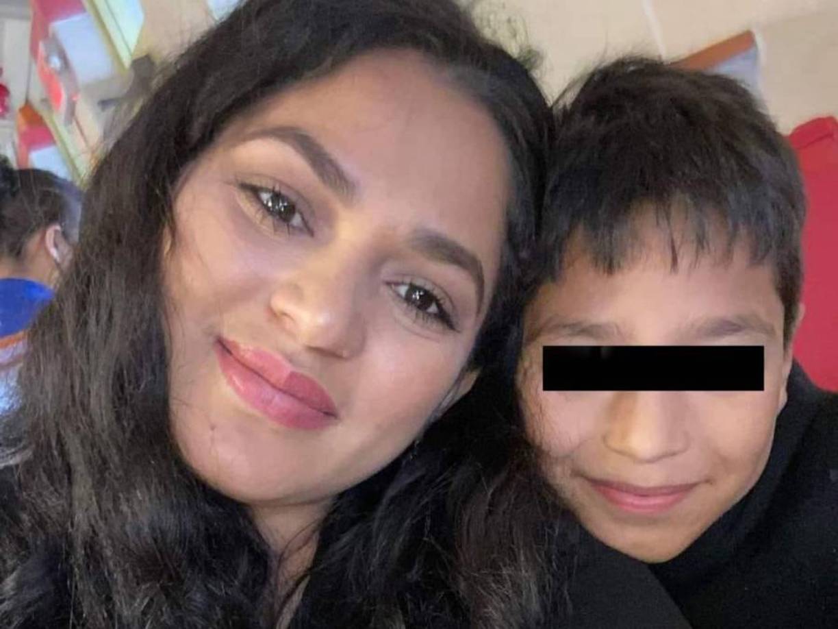 El agente a cargo de la oficina del FBI en Houston, James Smith, advirtió de que el autor del tiroteo está considerado “armado y peligroso” e hizo un llamado a los vecinos para que tomen precauciones y estén alerta, de manera que puedan avisar a las autoridades si le ven.