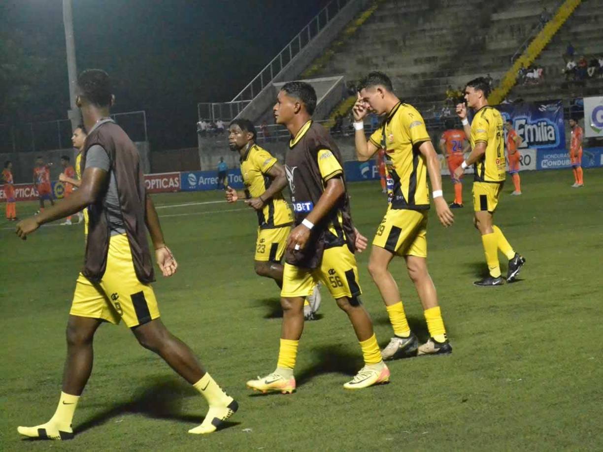 El Génesis de Comayagua ganó por goleada en Choluteca. El paraguayo Roberto Moreira hizo el primer gol del partido.