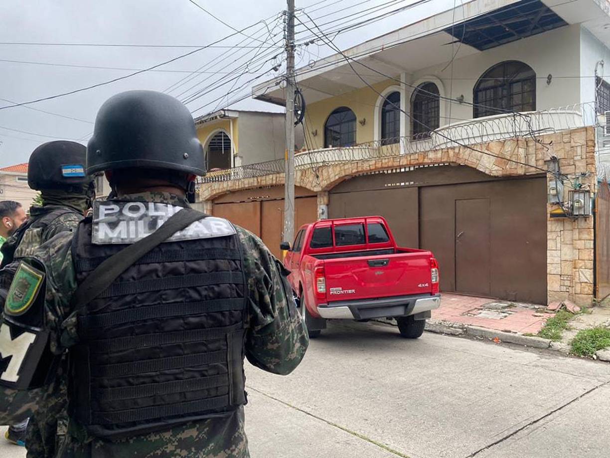 Para poder captar a mujeres, supuestamente, utilizaba espacios virtuales.