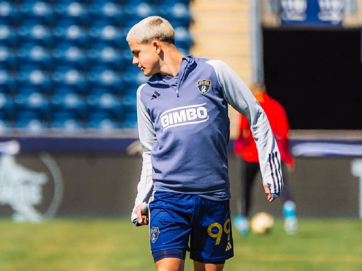 Según Fabrizio Romano, el Manchester City ya tiene atado al joven jugador a pesar del interés que existía por parte de Real Madrid, Bayern o Borussia Dortmund.