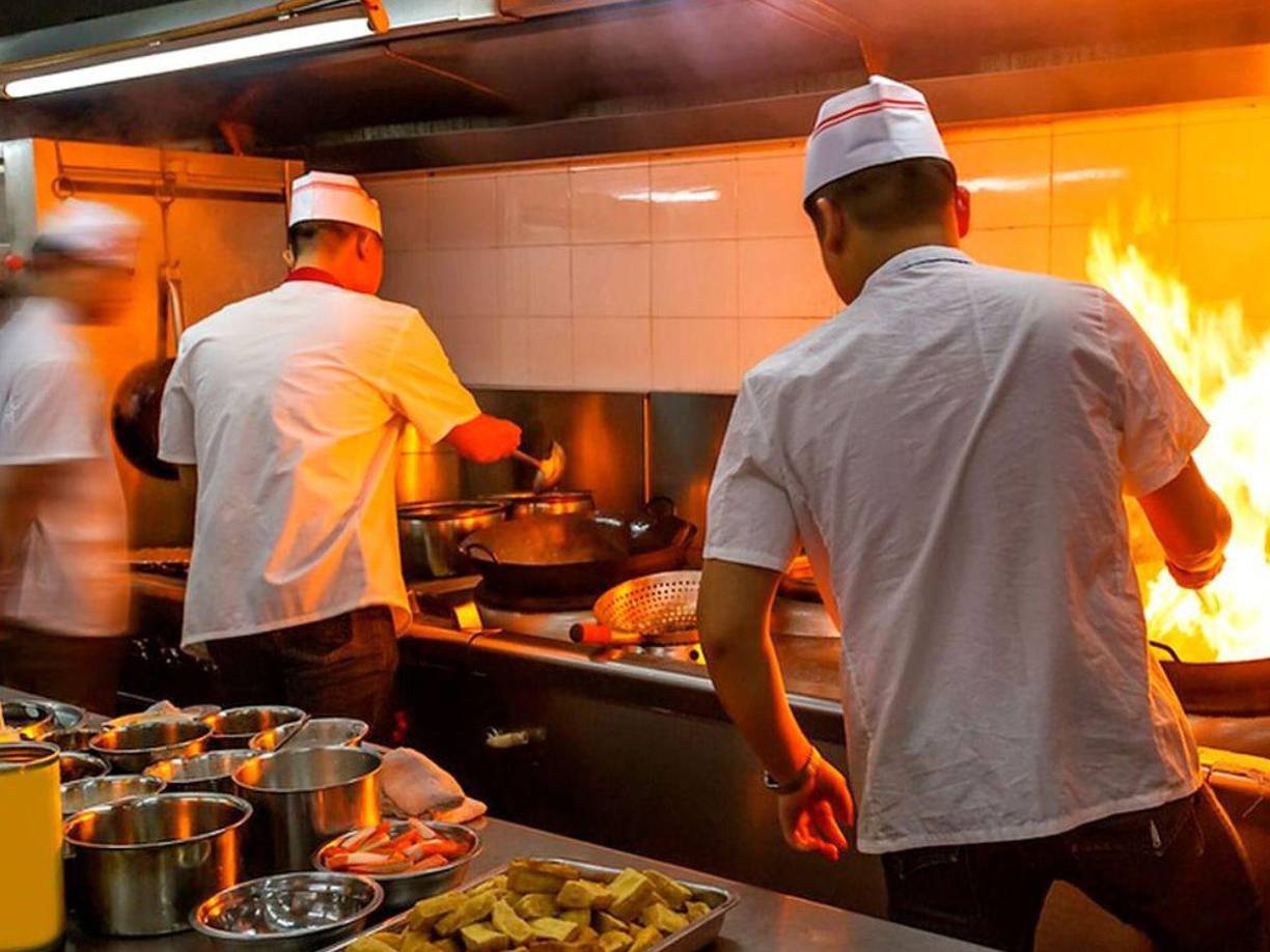 Uno de los puestos más demandados en Estados Unidos, es la de cocineros, y los hondureños que cuenten con experiencia, podrán aplicar.