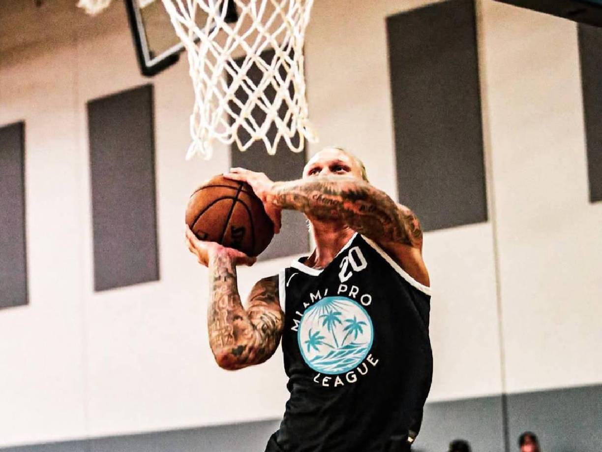 Para finalizar el video, Sedokova habló sobre su complicada relación con Janis Timma: “No te puedes imaginar la clase de infierno que he estado viviendo durante los últimos años”, concluyó.