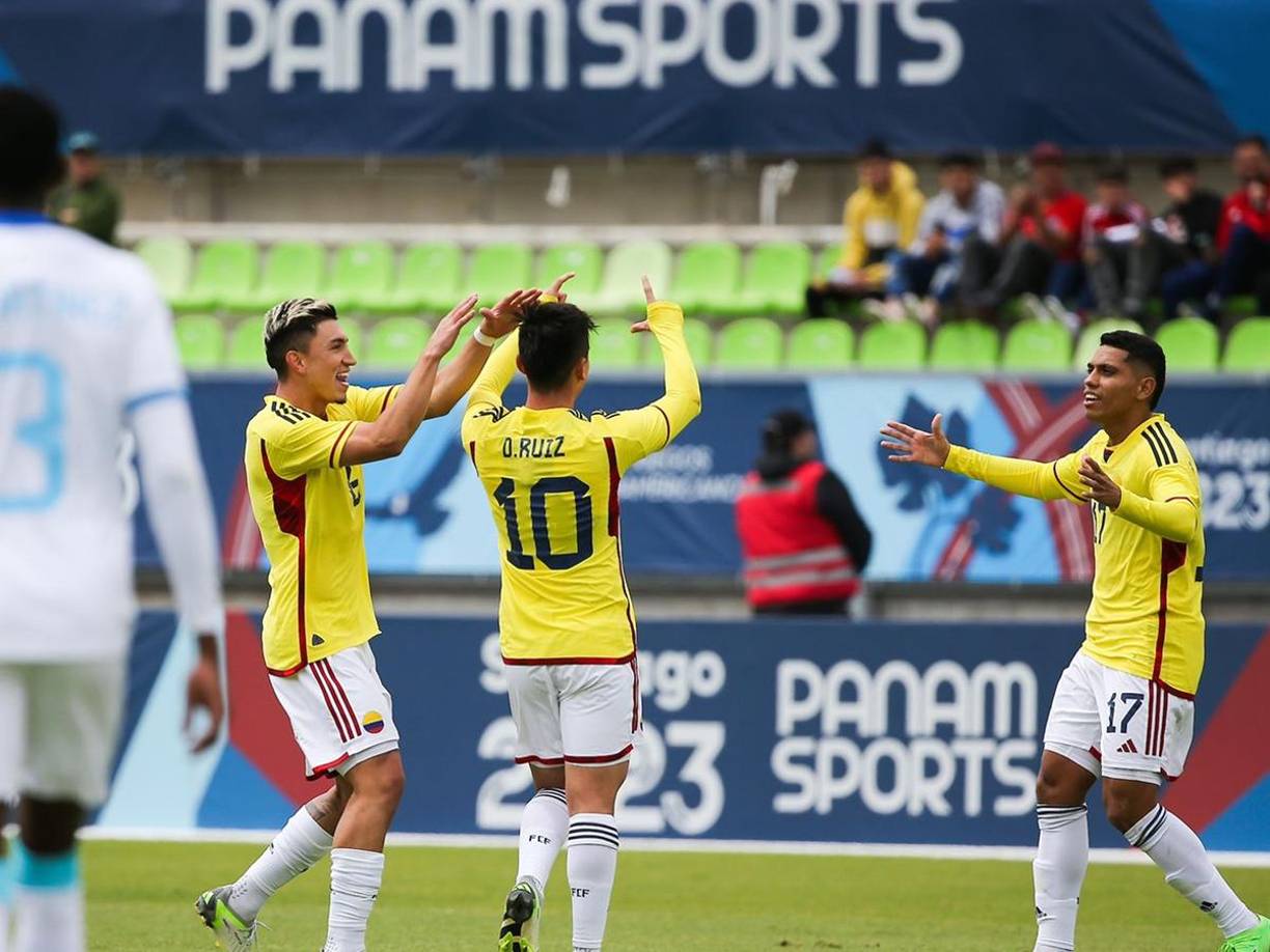Colombia se puso en ventaja y así celebraron su primer gol.