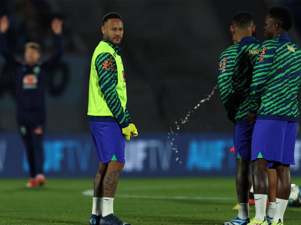 Neymar comenzó como titular en el Uruguay vs Brasil sin imaginar lo que iba a ocurrirle posteriormente. 