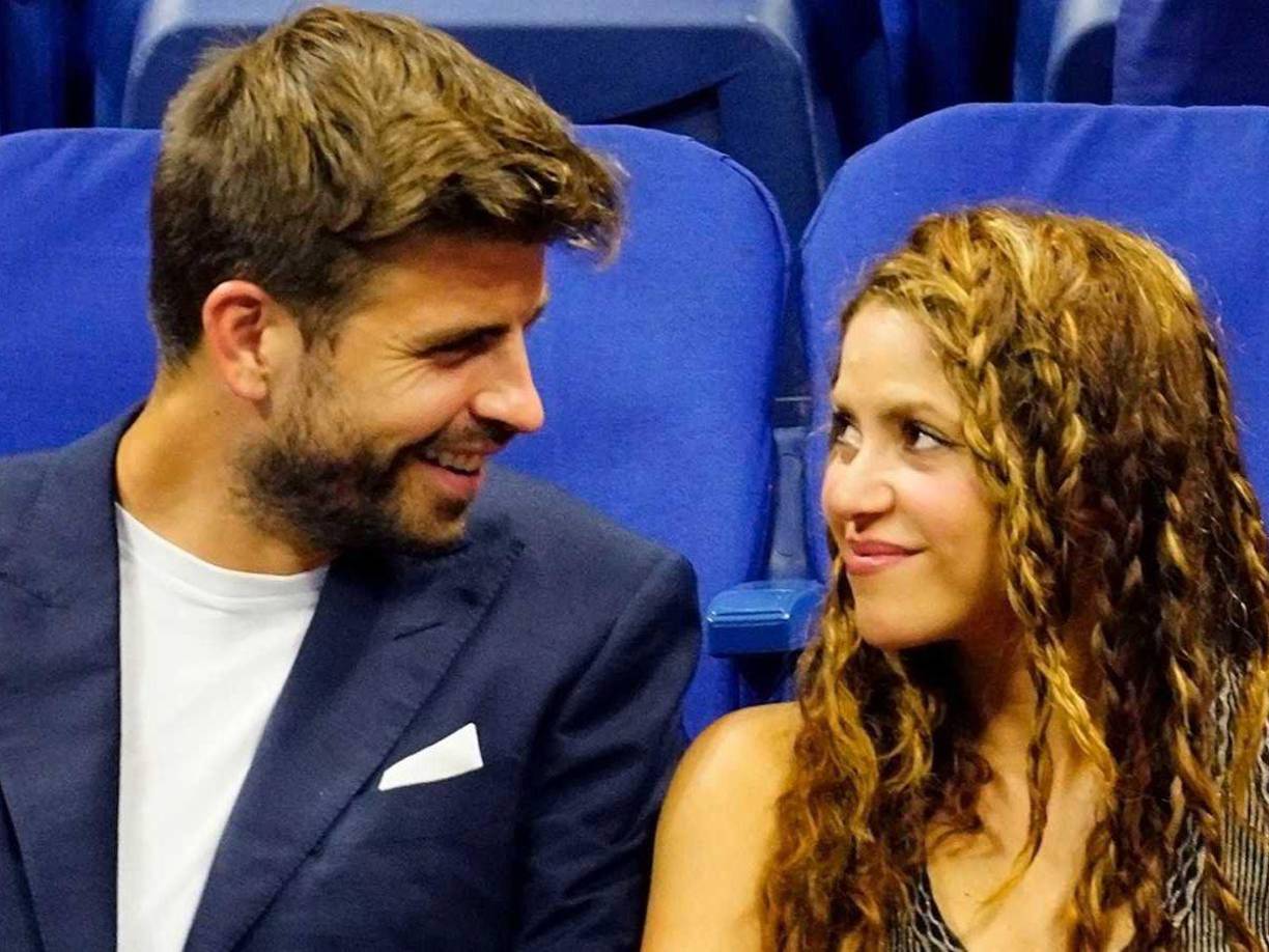 Esto debido a que la cláusula no dejaría que el futbolista pueda tener a sus hijos mientras se encuentre viviendo con su pareja. Esto porque los menores “deben tener un tiempo para adaptarse a la convivencia y demás”.