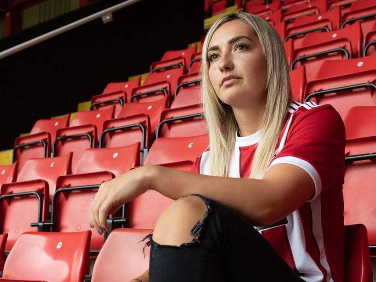 Tragedia en el fútbol. La famosa futbolista Maddy Cusack murió este jueves 21 de septiembre en una noticia que conmociona a nivel mundial.