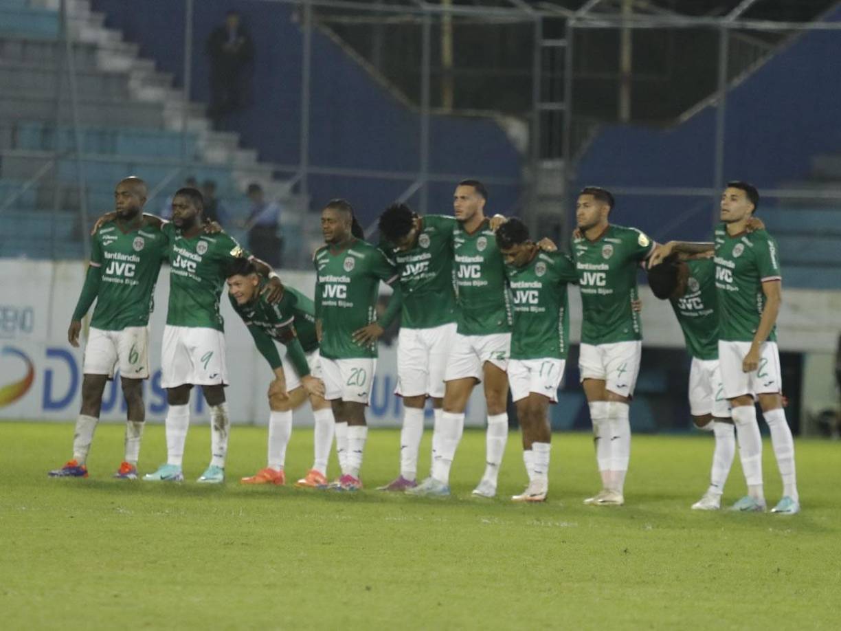 El sufrimiento de los jugadores del Marathón en la eliminación contra el Olancho FC.