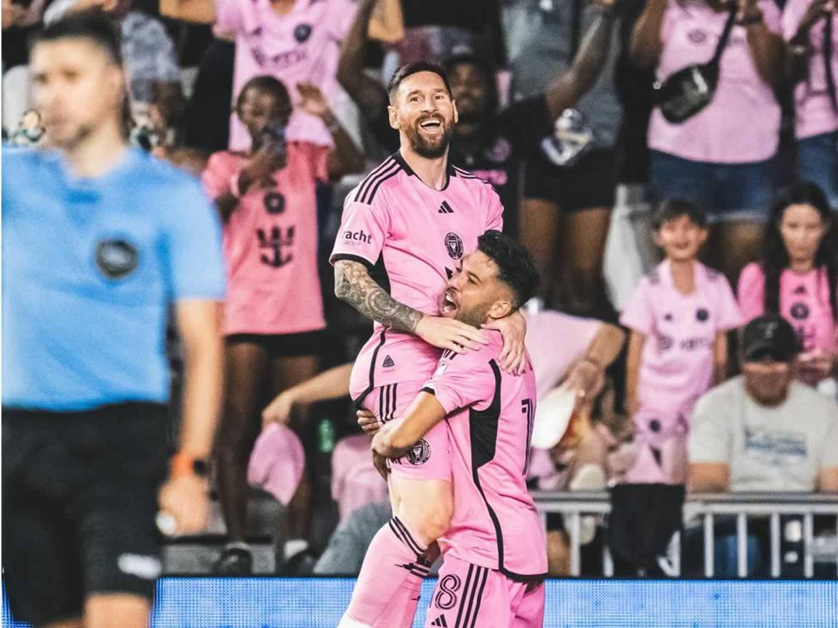 Y es que se dice que presencia de Leo Messi en la cita puede interpretarse como un nuevo intento de la FIFA para dar más valor al evento en su búsqueda de socios televisivos por todo el mundo.