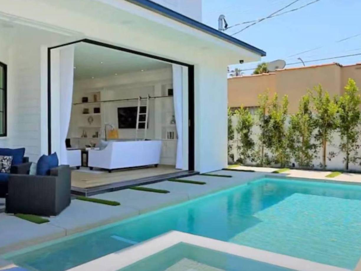 Según diversos reportes, la mansión en Malibú de Carlos Vela tenía un valor de cuatro millones de dólares.