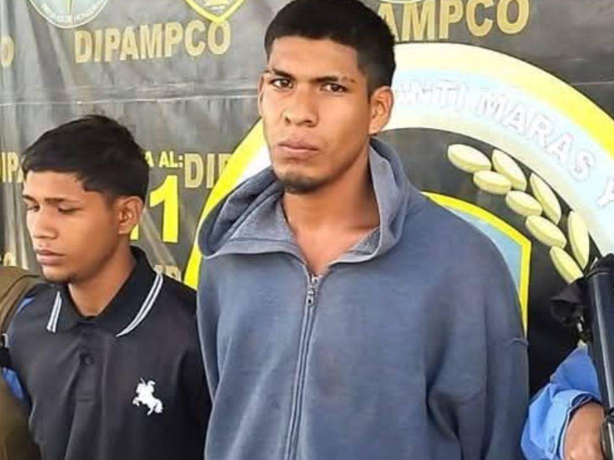 Momentos de la captura de César Alexander Euceda Reyes, alias “El Monky” y Cristian Saúl Reyez Gómez, alias “La Lora”. 