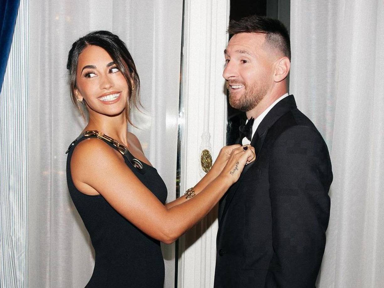Según algunos periodistas de farándula y algunos usuarios en internet, Messi y Antonela, que lleva más de 15 años juntos y tiene tres hijos, atraviesa por un momento difícil que podría acercarse cada vez más al divorcio.