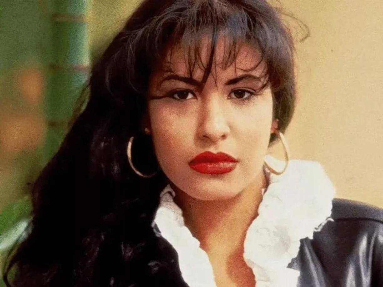 La famosa conocida como reina del Tex Mex fue asesinada a temprana edad y tras su partida ocurrió un hecho terrible que le dio la vuelta al mundo.